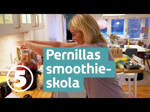 , title : 'Wahlgrens värld | Kaos i köket när Pernilla Wahlgren gör smoothie'
