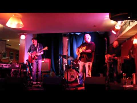 Donal Kirk Band Live @ The Orchard Mal O Brien Guitar Solo.m4v