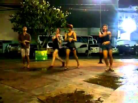 08102011 GND Cover Sistar (first partice) @ National Stadium