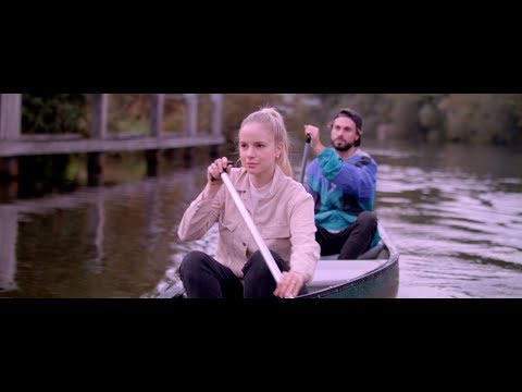 download lagu mp3 mp4 Julia Engelmann, download lagu Julia Engelmann gratis, unduh video klip Julia Engelmann