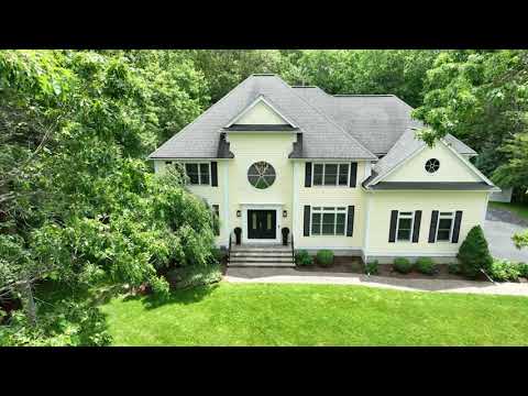 19 Stable Way Medway, Massachusetts