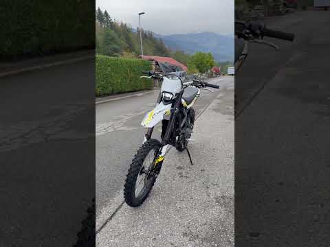 SUR-RON Ultra Bee-video-12