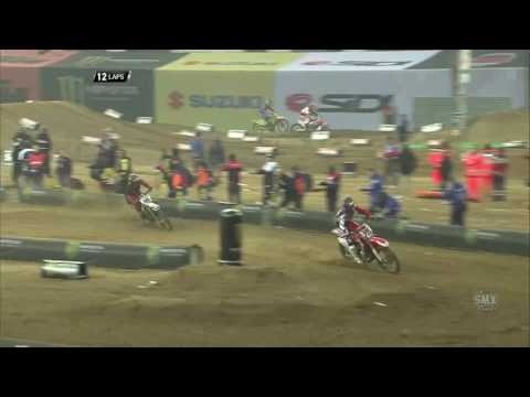 Zach Osborne passes Evgeny Bobryshev Monster Energy SMX Riders' Cup Race 2