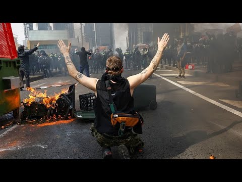 Video Thumbnail: Anti-war protesters clash with police in Australia
