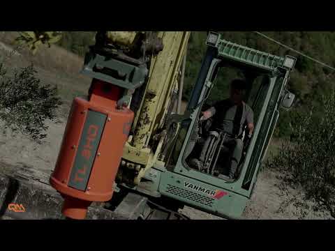 Accessorio per trivella idraulica QM - Erpice Rotante ER su Escavatore