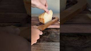 This bread knife is the coolest ever for my sourdough