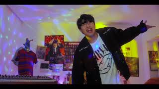 she is 쉬이즈 - shaun x ovan  [directed by AAaN]