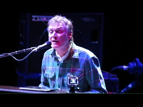 Steve Winwood - The Low Spark of High Heeled Boys - Montreal, 2013 (HD)