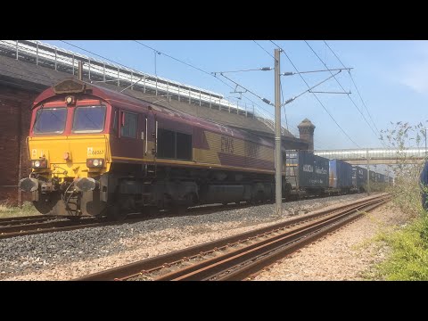 66067 at Darlington - 4M25 Mossend Euroterminal to Daventry Int Rft Recep Rfd