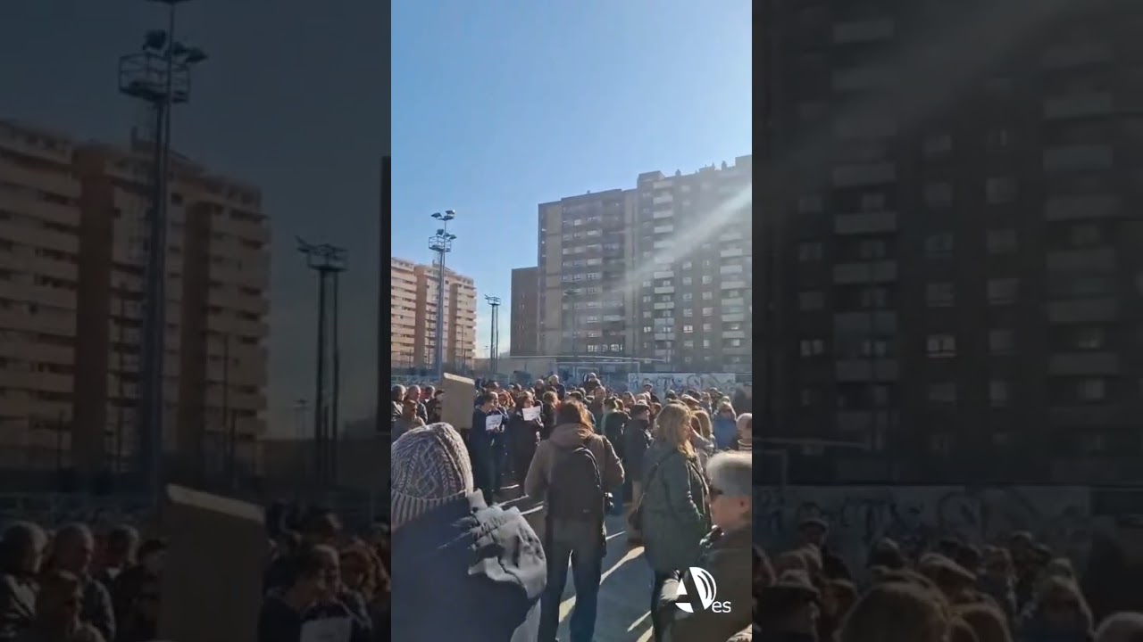 📢 Los vecinos de Vía Hispanidad salen a la calle contra la modificación urbanística del Ayuntamiento