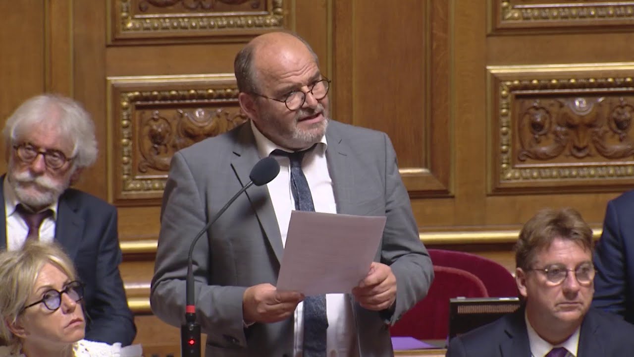 Pesticides : « Votre silence » sur la loi Duplomb « est assourdissant », reproche le socialiste Jean-Claude Tissot au ministre de la Santé Yannick Neuder