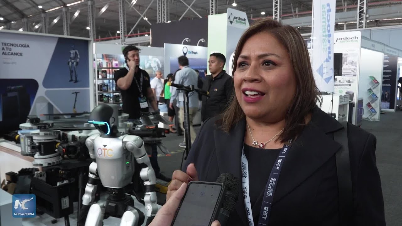 Peruanos destacan innovación tecnológica china presente en feria industrial en Lima