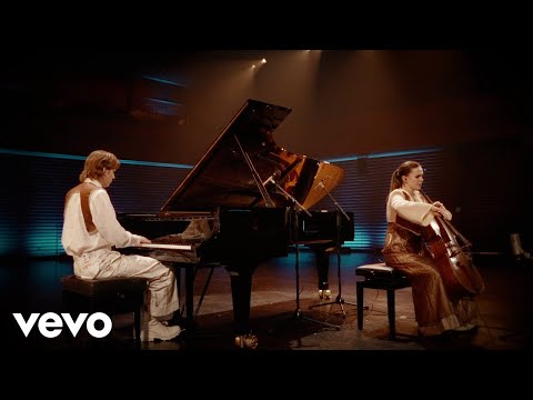 Gabríel Ólafs - Bambaló (Live At Eldborg Hall, Reykjavik / 2023) ft. Steiney Sigurðardóttir