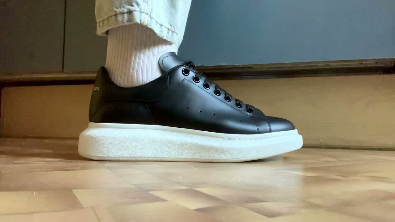 Alexander McQUEEN кеды #alexandermcqueen #fashion #shoes #farfetch #highfashion