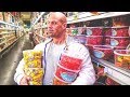 Bodybuilder beim Einkauf! Mein Traumhaus