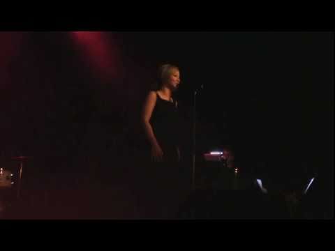 Beata Lerach - Nim Zakwitnie Tysiąc Róż