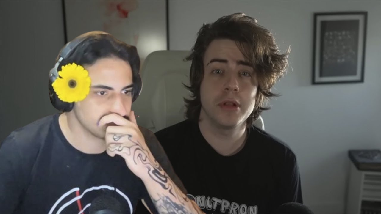 Orochinho reagindo ao video resposta do cellbit pro marcelo careca lustrada
