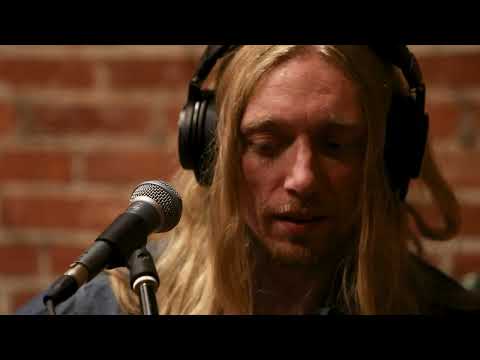 Cant Outshine The Truth - Hunter Root