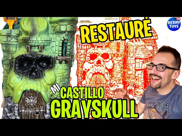 Vídeo relacionado con Hiraith Castle Grayskull, colgante de esqueleto de castillo para decoración de Halloween y Navidad