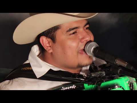 Media vida - Los Sembradores (En Vivo con Tololoche)