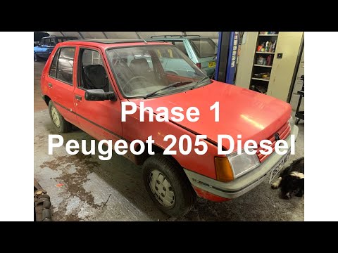 £500 Phase 1 Peugeot 205 Tour