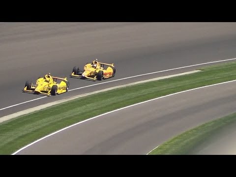 2014 Indianapolis 500 Finish: RHR vs Helio (HD PURE ENGINE SOUNDS!)
