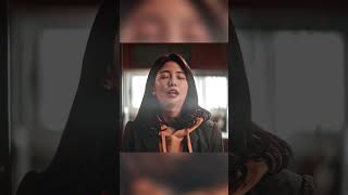 Download lagu She never knew her beloved cat was keeping a big secret. mp3 Download lagu She never knew her beloved cat was keeping a big secret. mp3