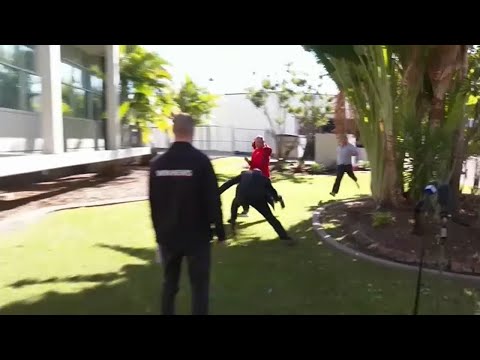 Australian detective interrupts own news conference, tackles suspect I ABC7