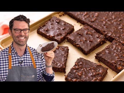 Easy Texas Sheet Cake Recipe