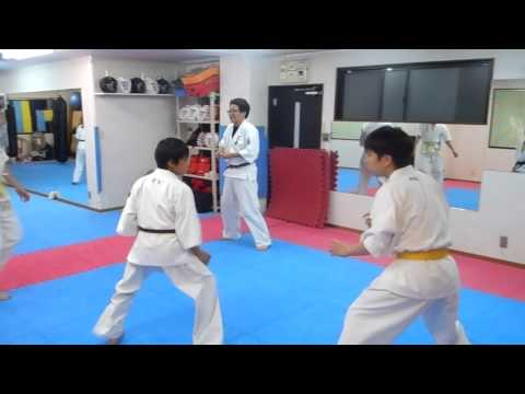 フットワークトレーニング