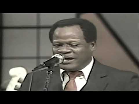 EL COMBO DEL AYER - EL VIENTO ME DA(VIVO)