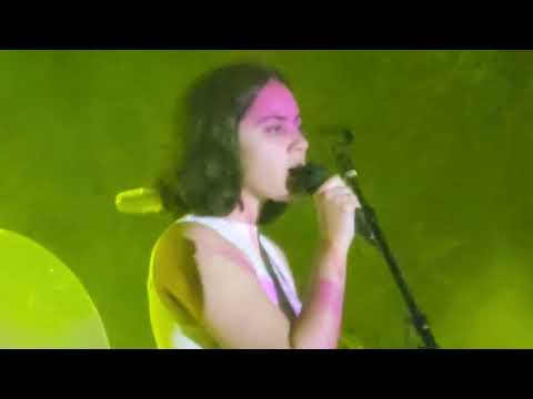 'Trophy' - Crumb @ Austin Psych Fest 2023 presented by Levitation and Resound Presents