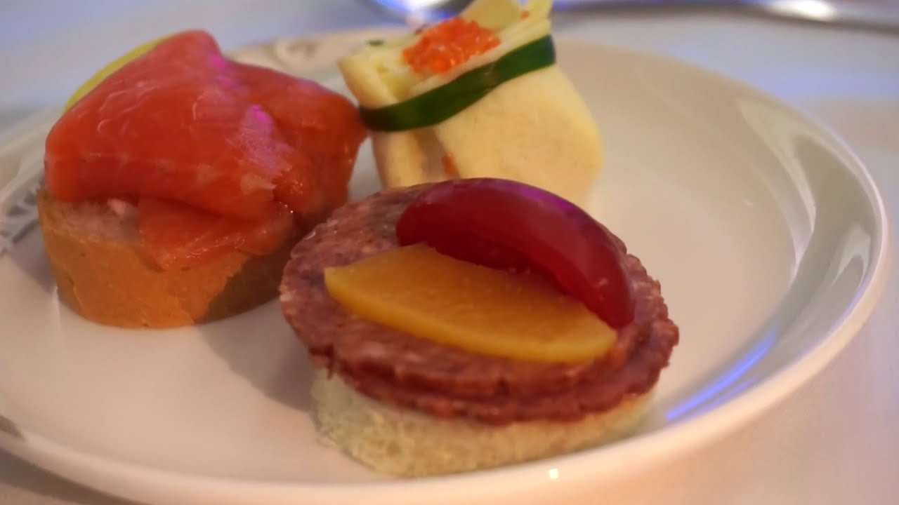 V8 China Eastern First Class Lounge thumbnail