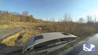 preview picture of video 'Ford SVT Raptor takes on Bundy Hill'
