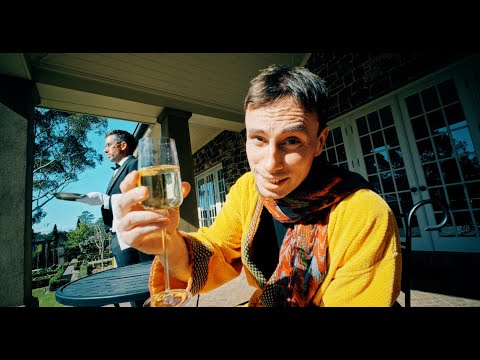 PEZ - DON'T WORRY 'BOUT ME (OFFICIAL VIDEO)