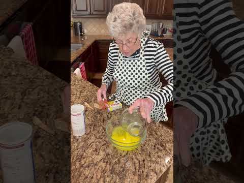 Green Jello Salad RECIPE on dinnerin321.com #easyrecipe #recipe #dessert #easter #sweet #delicious