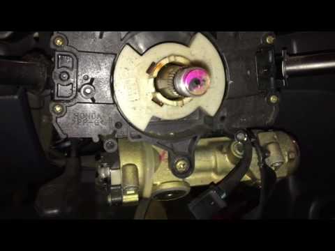 HOW TO: EK CIVIC MOMO STEERING WHEEL NRG HUB AND QUICK RELEASE INSTALL!!!