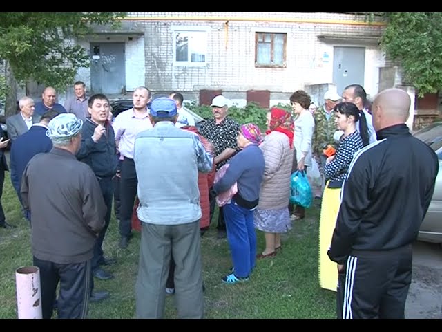 С крыши течет, с крана капает