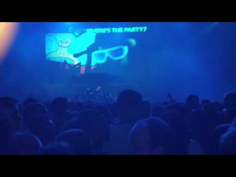 Diego Miranda ft. Mikkel Solnado @ MEO Arena 18.12.15