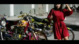 Download lagu Story WA Keren Kekinian Cewek CB Goyang #5 mp3