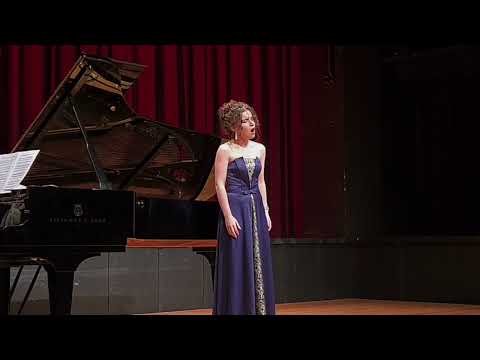 Solomia - "Casta Diva" (V. Bellini)