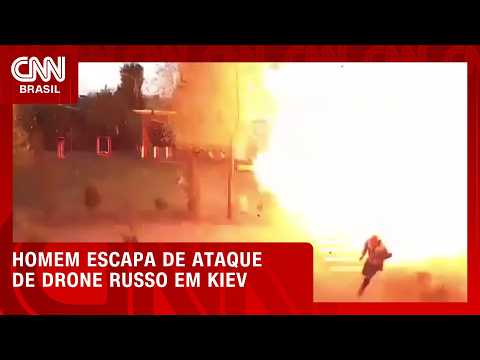 VÍDEO: Homem escapa por pouco de ataque de drone russo perto de Kiev | CNN AGORA