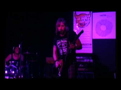 "Rock'n'roll star 'a casa 'e mammà" Malatja