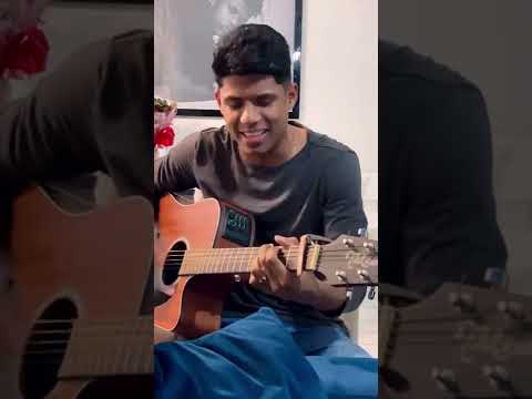 LUCAS ROQUE CANTANDO "SIMÃO E A CRUZ" - Violão