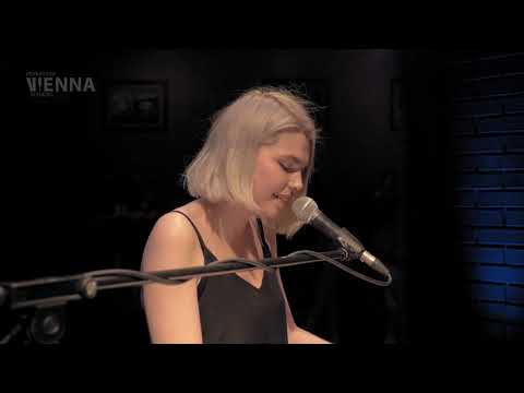 Arina Green - Natural