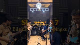 Download lagu Jaming session 🎶 Music Cover - Sheila On 7 - Bila Kau Tak Disampingku #viralshorts #viralvideo mp3