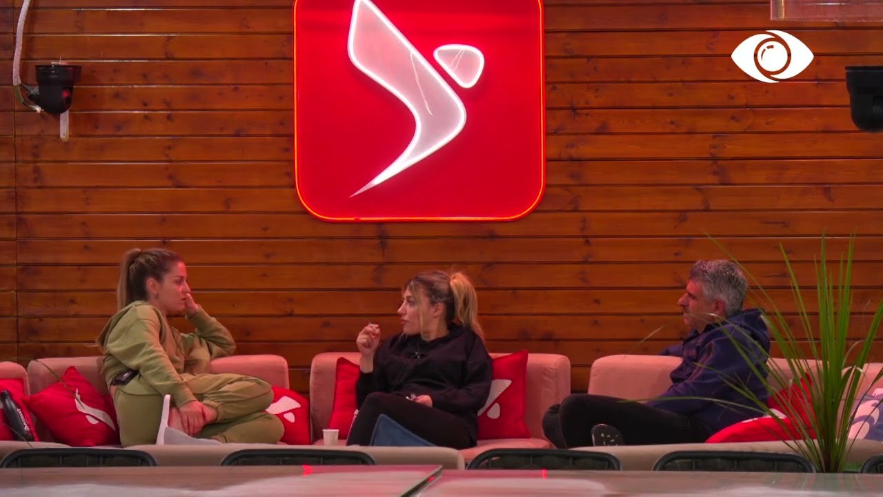 Jorin do votoj/ Banorët bisedojnë kë do votojnë për lider