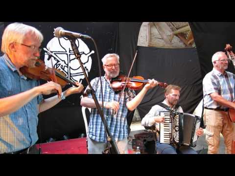 Jydsk på Næsen / Stjerneskudsschottish / Danish folkdancemusic