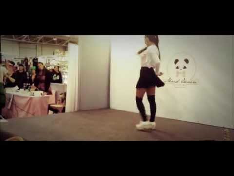 CRAZY (미쳐) by 4MINUTE (포미닛) [LIVE AT ROMICS 2015]