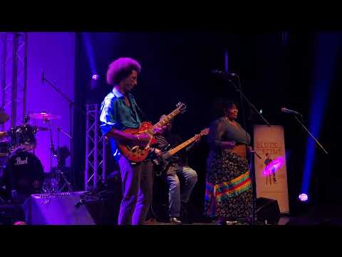 Selwyn Birchwood et Carly Harvey à Andrésy (Blues sur seine) 19 Nov 2025 : ain't nobody's business